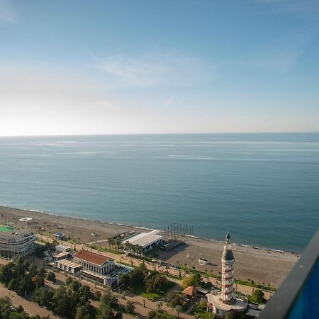 Aparthotel In City Батуми Экстерьер фото