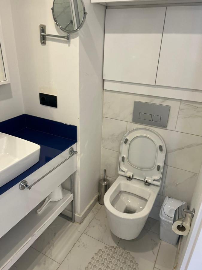 Aparthotel In City Батуми Экстерьер фото
