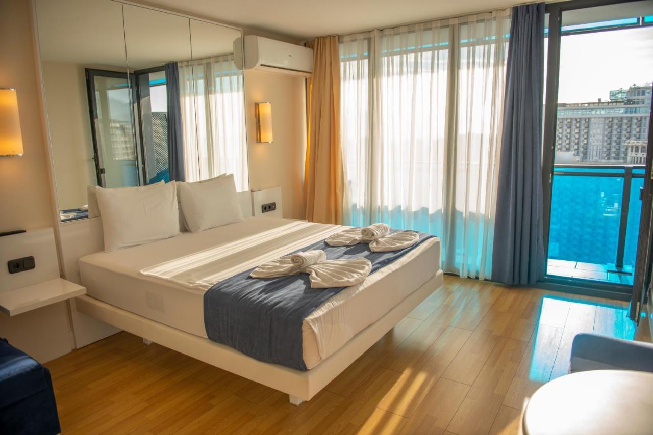 Aparthotel In City Батуми Экстерьер фото