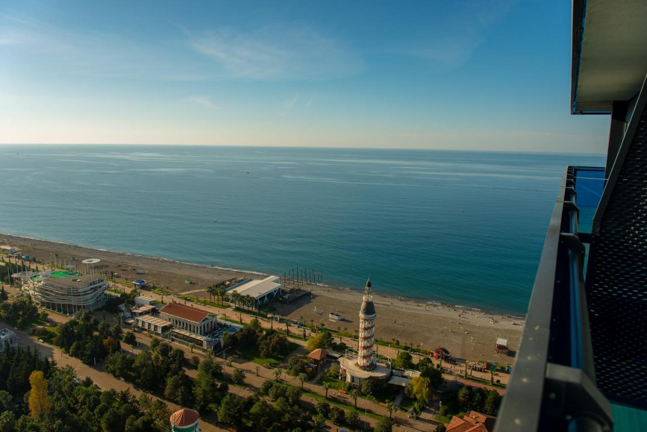 Aparthotel In City Батуми Экстерьер фото