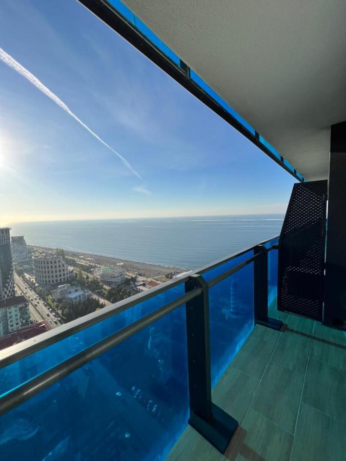 Aparthotel In City Батуми Экстерьер фото