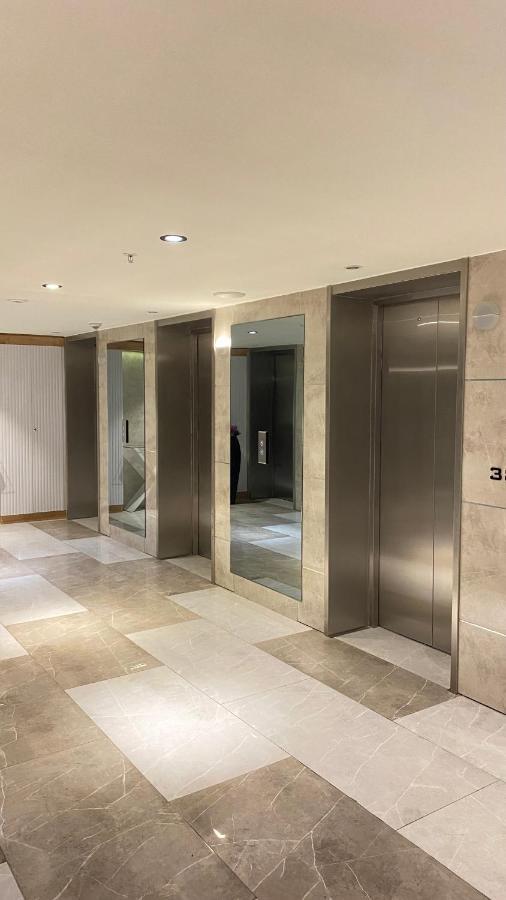 Aparthotel In City Батуми Экстерьер фото