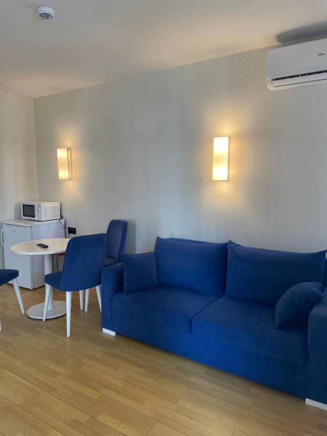 Aparthotel In City Батуми Экстерьер фото