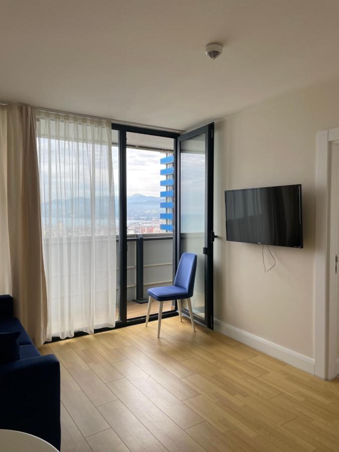 Aparthotel In City Батуми Экстерьер фото