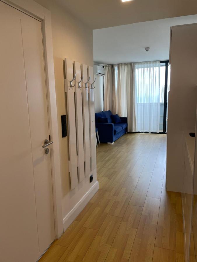 Aparthotel In City Батуми Экстерьер фото